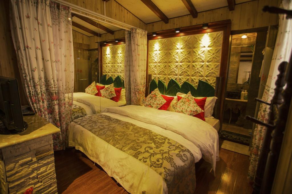 Hotel Secret Garden Lijiang  Zimmer foto